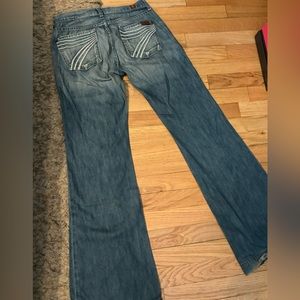 DoJo style - 7 for all mankind jeans - sz 25